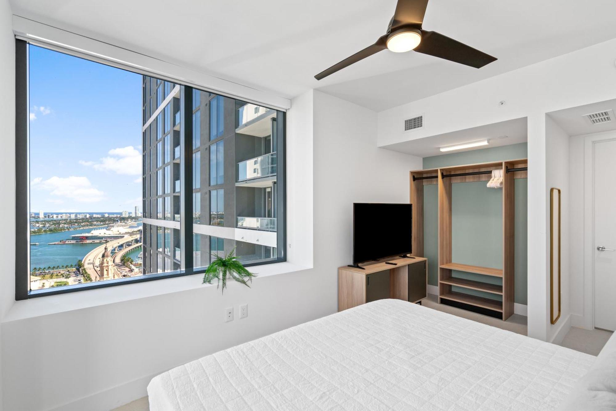 Apartment Stunning Views Dwntwn 2br Unit - Floor 28th *
