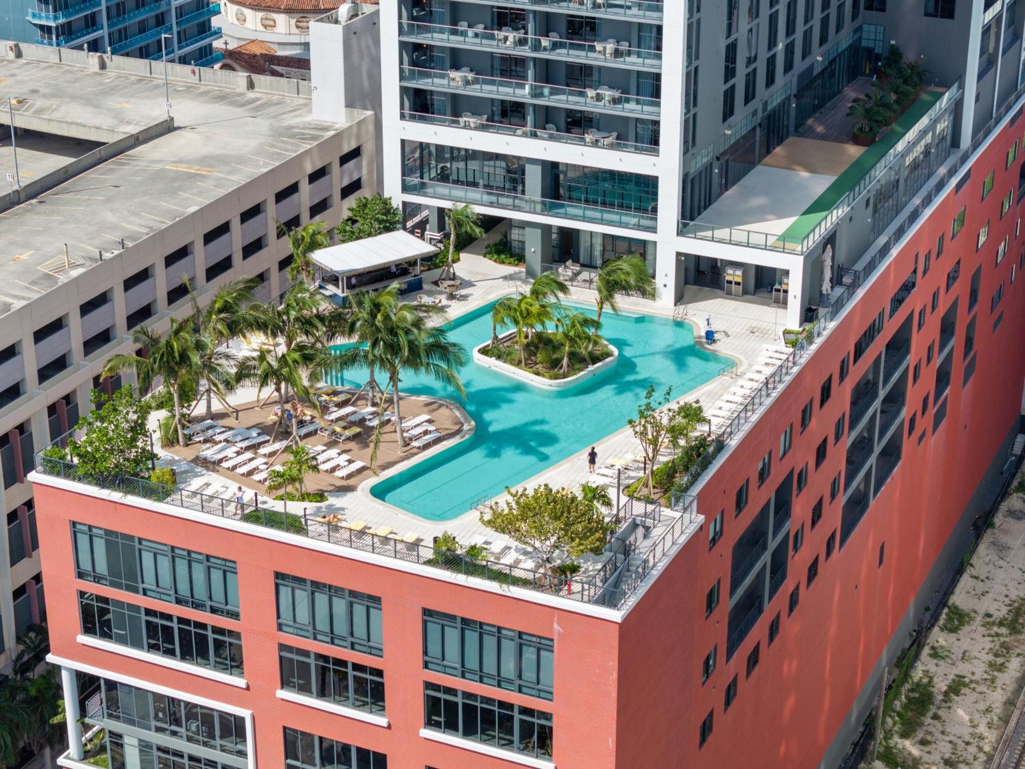 Apartment Stunning Views Dwntwn 2br Unit - Floor 28th *