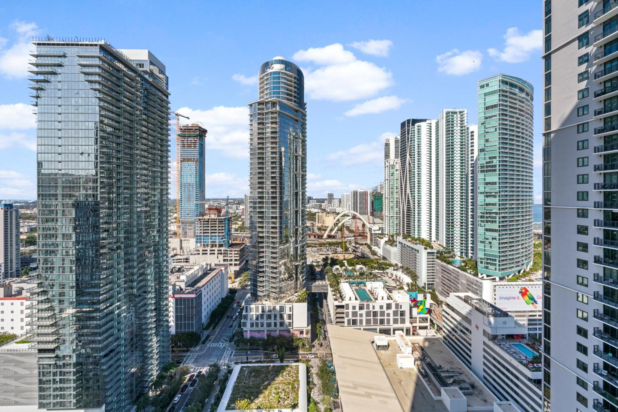 Apartment Stunning Views Dwntwn 2br Unit - Floor 28th Miami