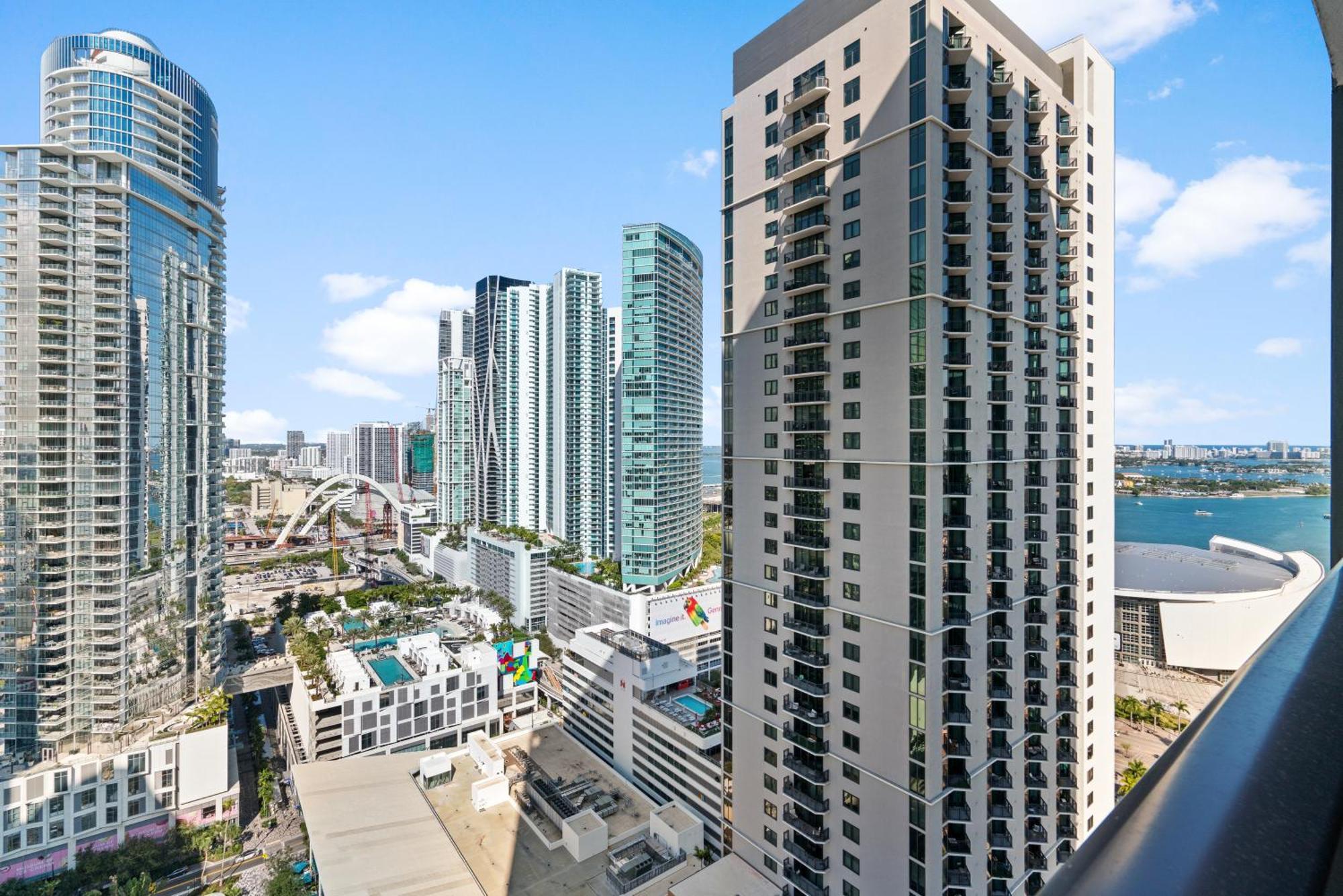 Apartment Stunning Views Dwntwn 2br Unit - Floor 28th Miami